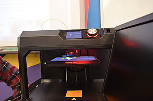 Students Build Next-Generation Skills Using 3D Printer | CFEE